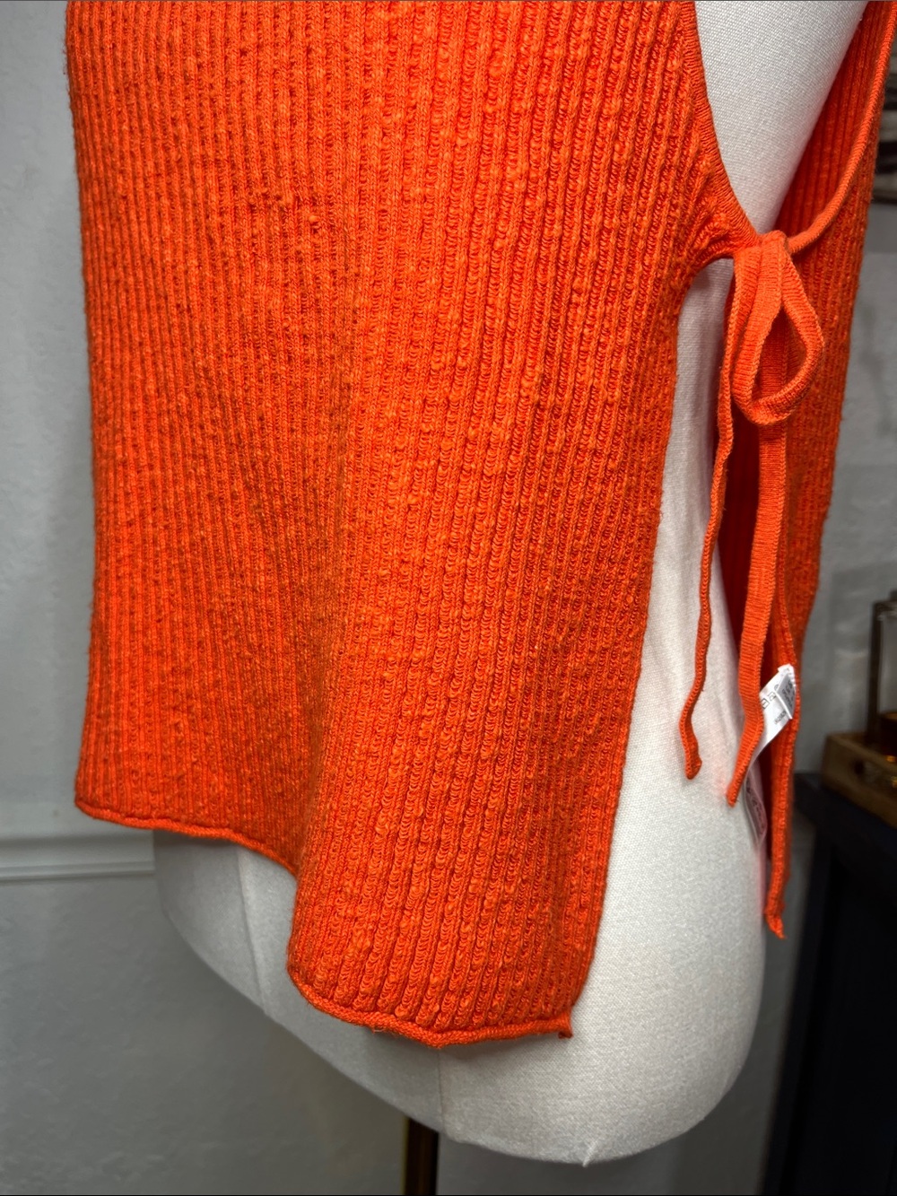 NWT Free People cherry tomato 🍅 Ribbed Knit Tank with Side Tie Small - Picture 9 of 12